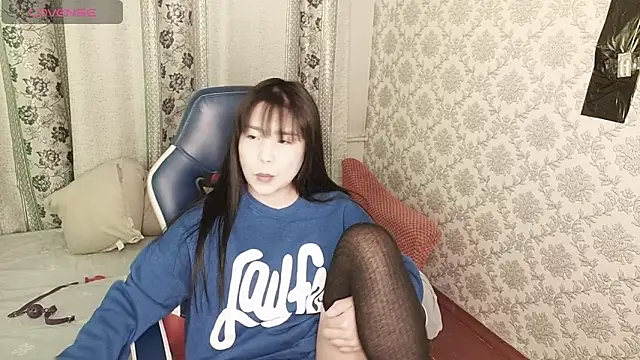 Онлайн чат XXX MissValday