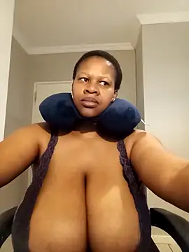 bustylisa1983 Chat XXX in diretta