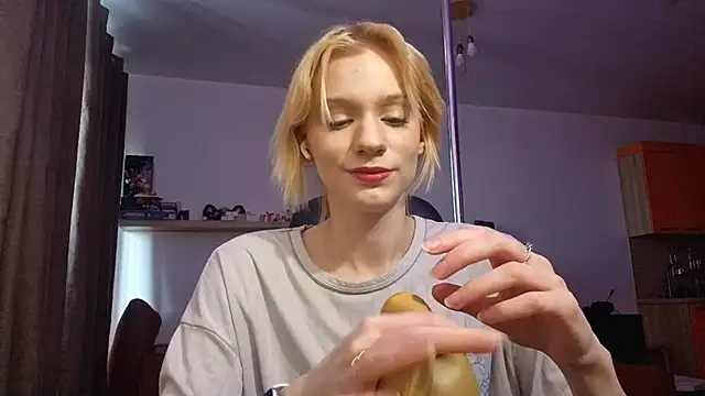 AuraNevera's Live XXX Chat