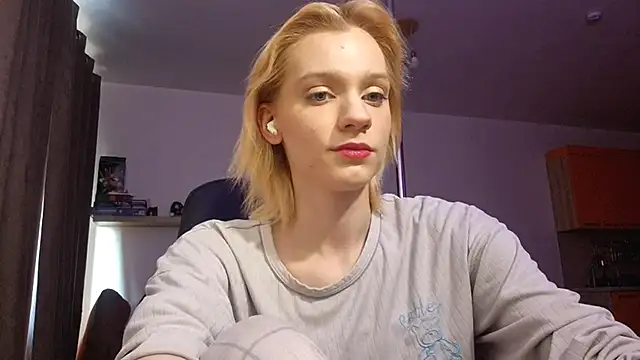 AuraNevera's Live XXX Chat