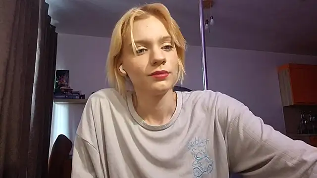 AuraNevera's Live XXX Chat