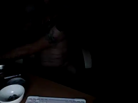 pose14's Live XXX Chat