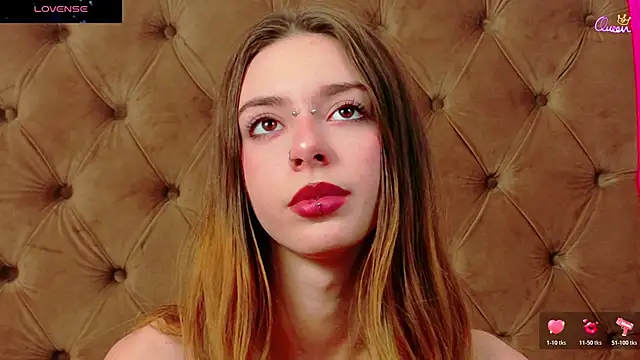 CoraVex live XXX chat