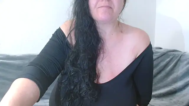 XXX chat uživo modela mayabbw50tits