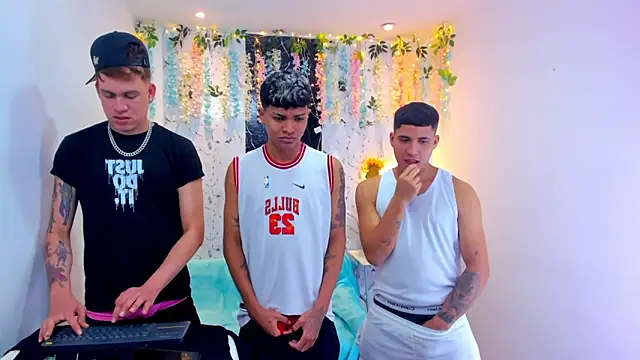 iaan_commerford's Live XXX Chat