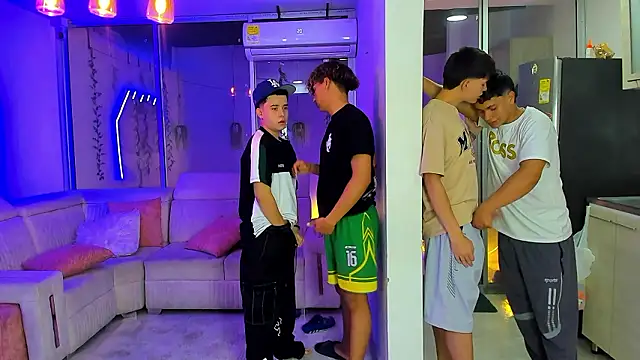 Онлайн чат XXX Houseofwarrios