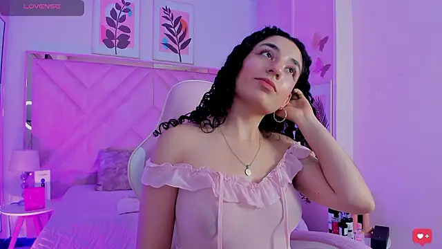 DemiJones_ live XXX chat