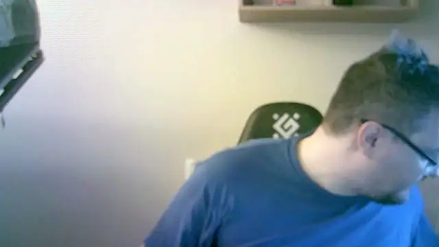 SirAbuser webkamerás műsora