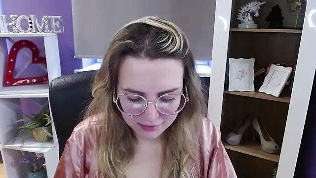 Živý XXX chat Zoey_Erotic