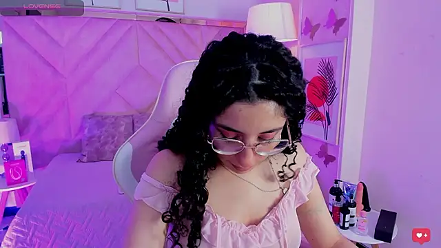 DemiJones_'s Live XXX Chat