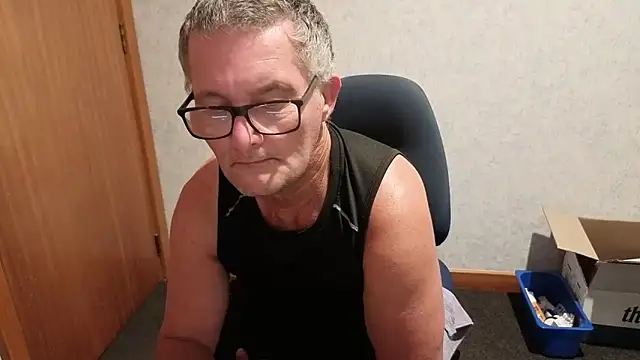 Вебкам-шоу daddy_man