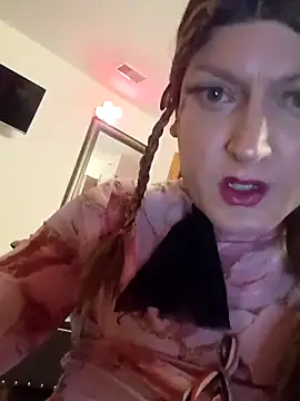 Webkamerová show sissytrapdolly24