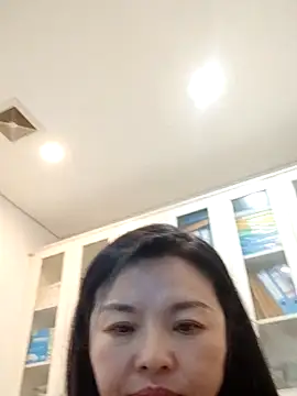 ialnuyoa_h's Live XXX Chat