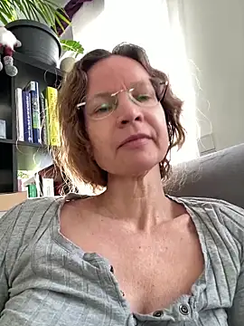 Chat +18 de AnnikaRose ao vivo