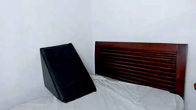 vanessa_saquirt's Live XXX Chat