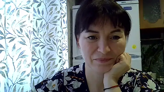 دردشة Krystal_82 الجنسية المباشرة