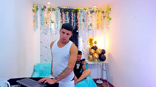 iaan_commerford: απευθείας συνομιλία ΧΧΧ