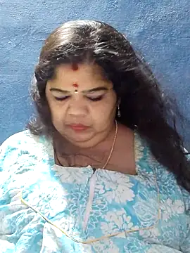 tamilthanushri Live XXX Chat