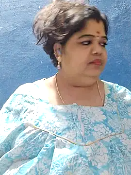 tamilthanushri Live XXX Chat