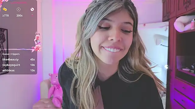 Chat XXX en directo de NATAASHA___