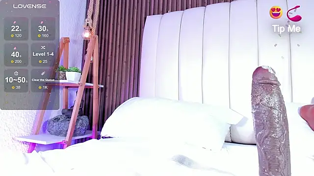 SandraMilerr Adlı Modelin Canlı XXX Sohbeti