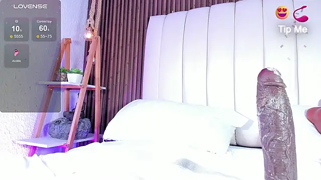 SandraMilerr's Live XXX Chat