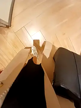 Ori-Lynk's Webcam Show