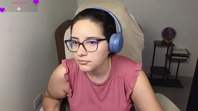 blue__moon_'s Live XXX Chat