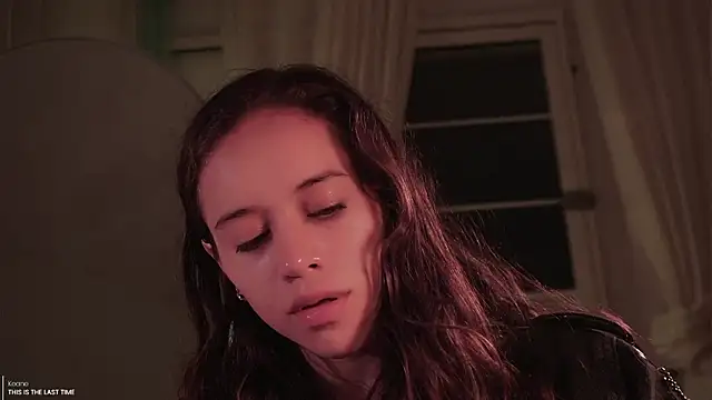 دردشة _Avriles_ الجنسية المباشرة