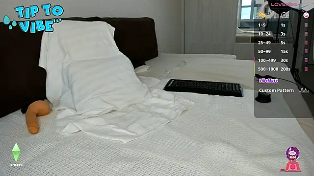 Smallnipples' Live XXX Chat