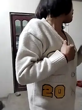 linda_bae00 লাইভ XXX চ্যাট