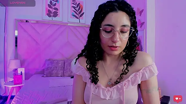 DemiJones_'s Live XXX Chat