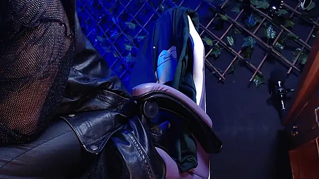 Dicaprioo_ Chat XXX in diretta