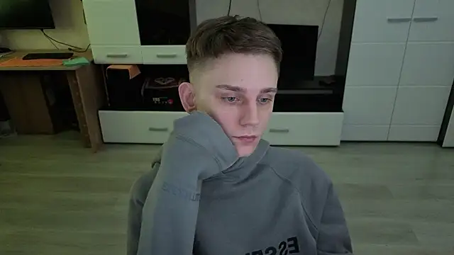 angryzan Chat XXX in diretta