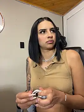 دردشة Hilary_pinkk الجنسية المباشرة