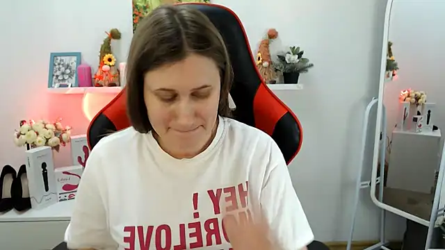 دردشة Lucky_Lana الجنسية المباشرة