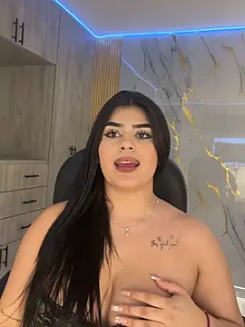 Kariina__69 Live XXX Chat