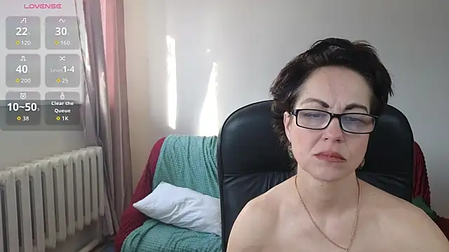 XXX chat uživo modela Ronda_Roni