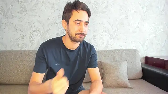 sophywhisper: онлайн-секс-чат