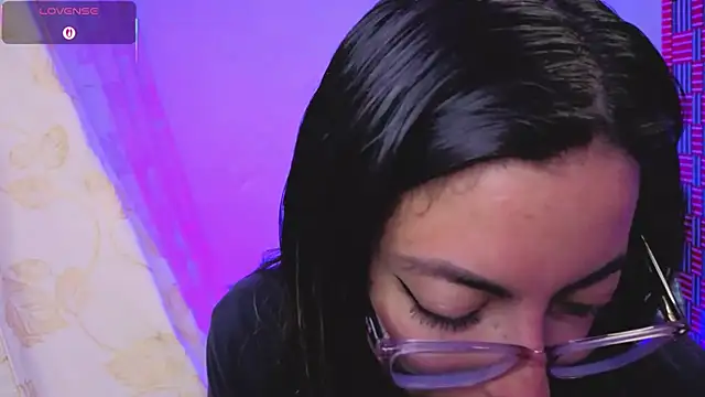 دردشة Miranda_sexlove_ الجنسية المباشرة