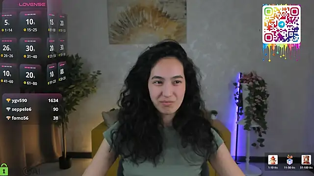 دردشة FlirtyAura الجنسية المباشرة