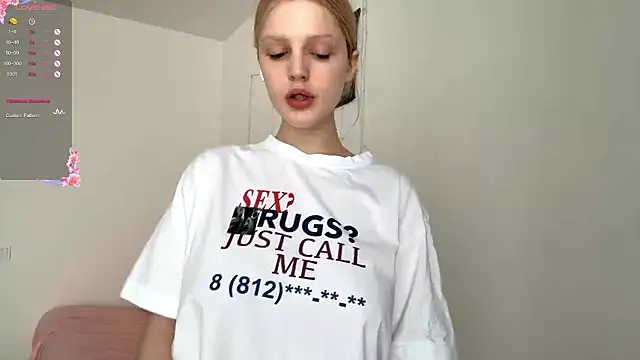 دردشة GilySuper الجنسية المباشرة