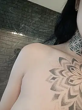 XXX chat uživo modela Porcellina181