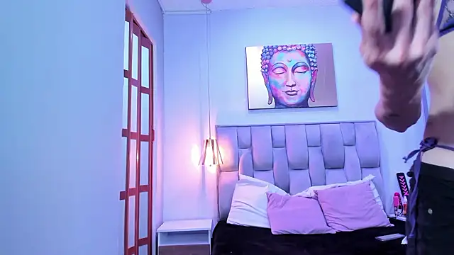 Violet-Storm- Live XXX Chat