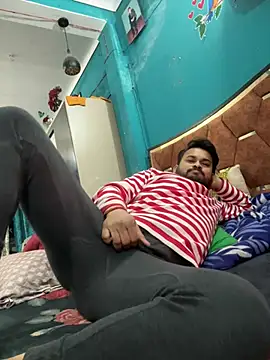 Sumiitt07 Adlı Modelin Canlı XXX Sohbeti