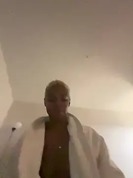 KimmiPop's Live XXX Chat