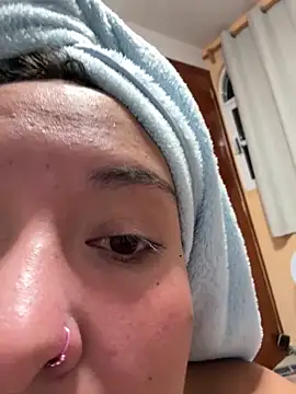 Chat XXX Live Nailealipsglossy