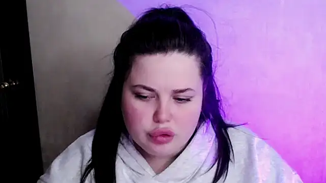 Emily_Mo Live XXX Chat