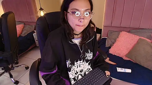 Hanabie_'s Live XXX Chat