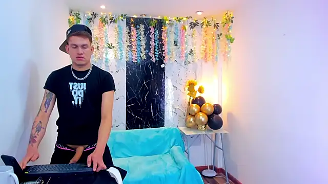 iaan_commerford 即時 XXX 聊天